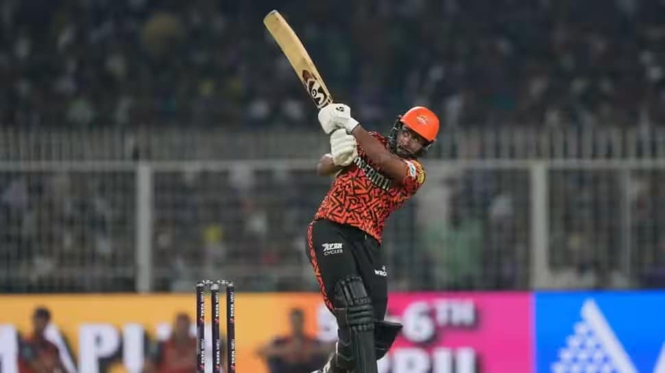 Kamindu Mendis To Gujarat Kamindu Mendis To Gujarat