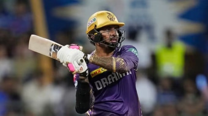 Sunil Narine (17 ducks) Sunil Narine (17 ducks)